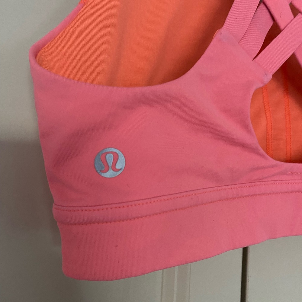 Lululemon bra - Picture 2 of 4